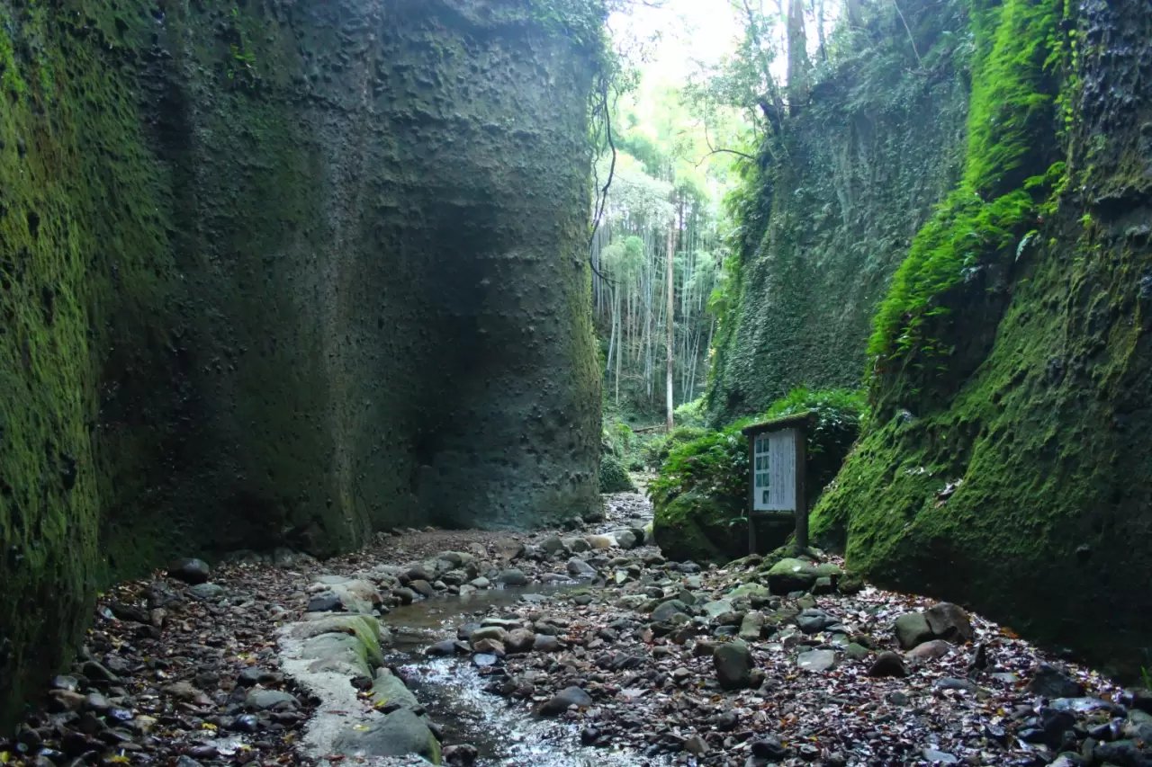 🏞️ 이오키 동굴(이오키도) 이미지 5